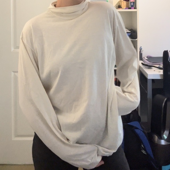 White Turtleneck!! - Picture 6 of 6